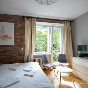 Apartman Saska Kepa, Varsó